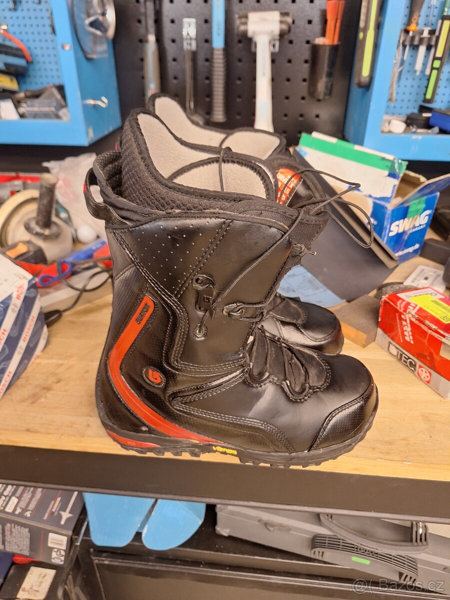 Burton Driver X 43,5 boty na snowboard