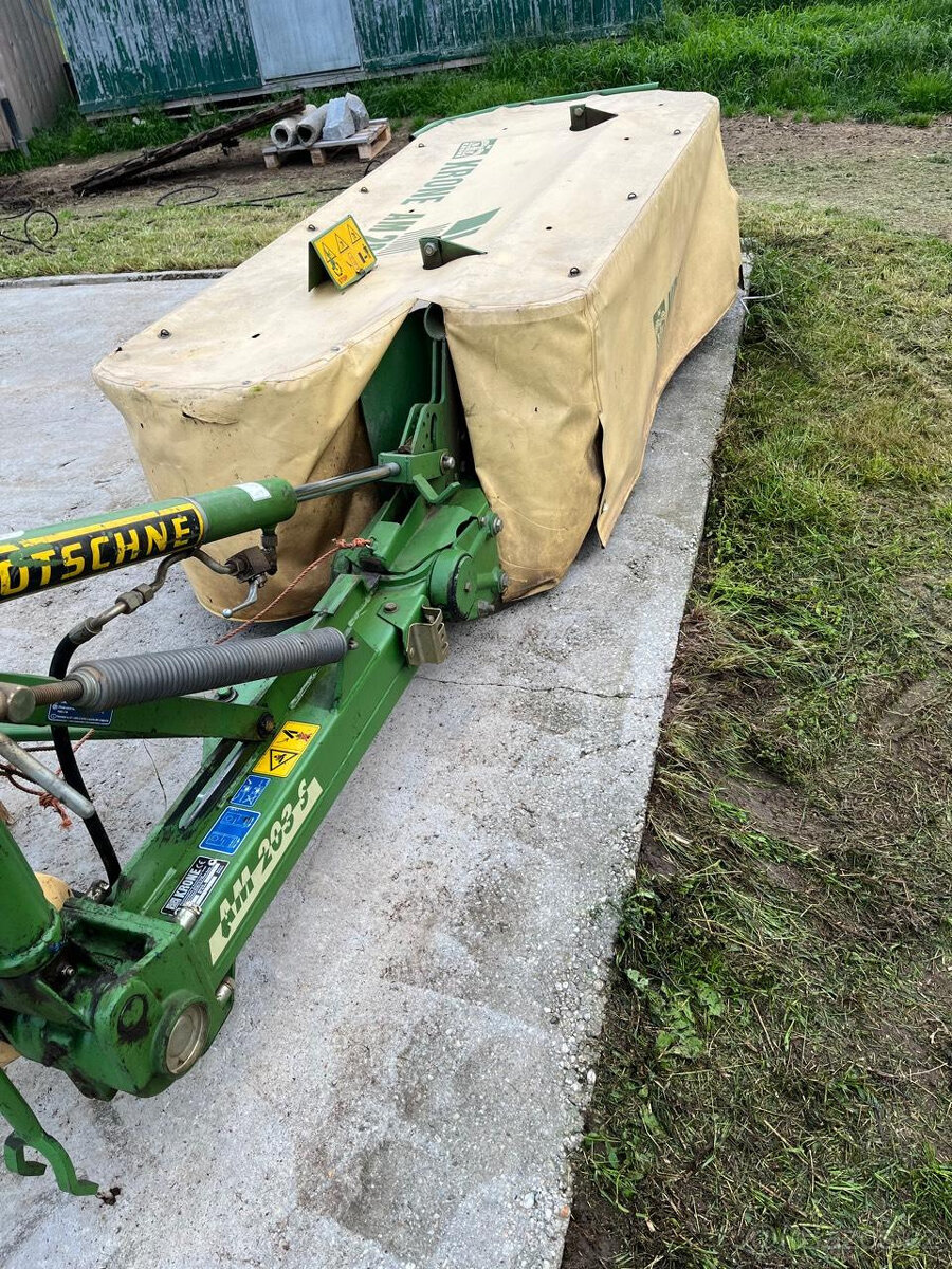 DISKOVÁ SEKAČKA KRONE AM 203-PERFEKTNI STAV