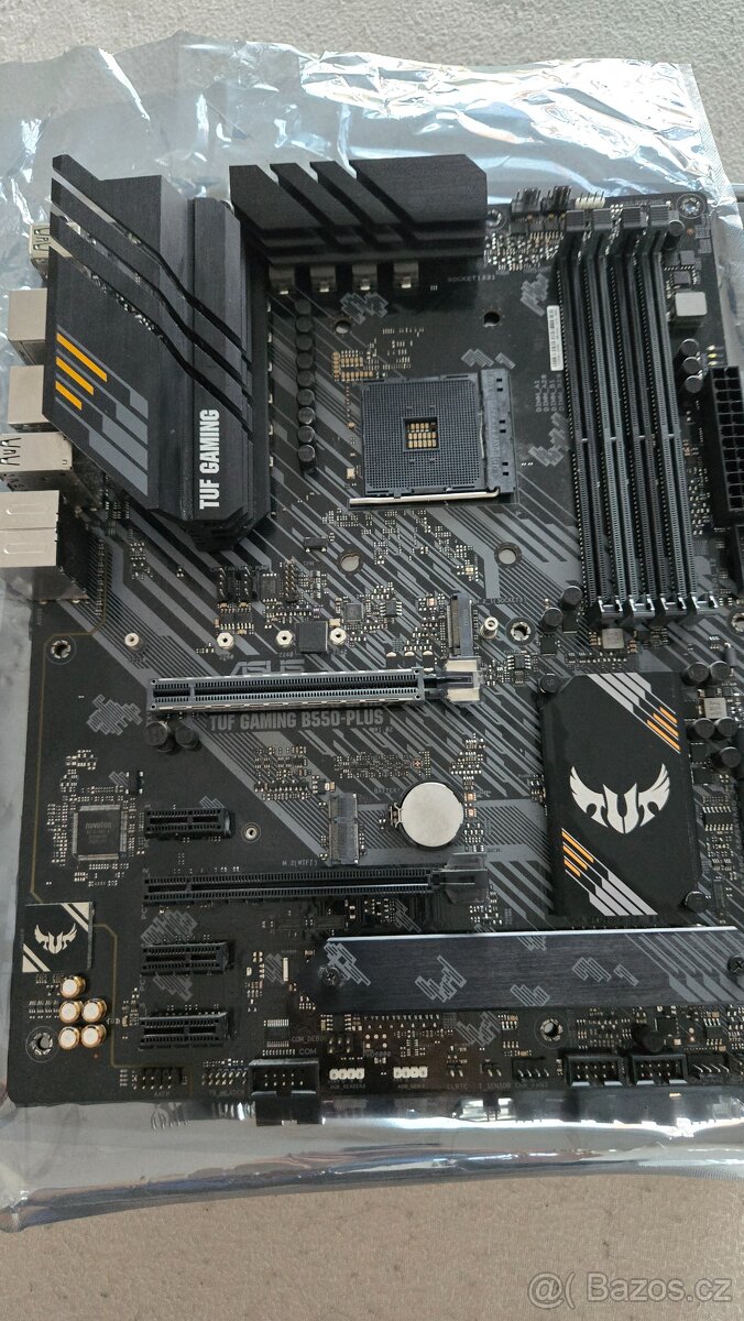 Základní deska ASUS TUF GAMING B550-PLUS