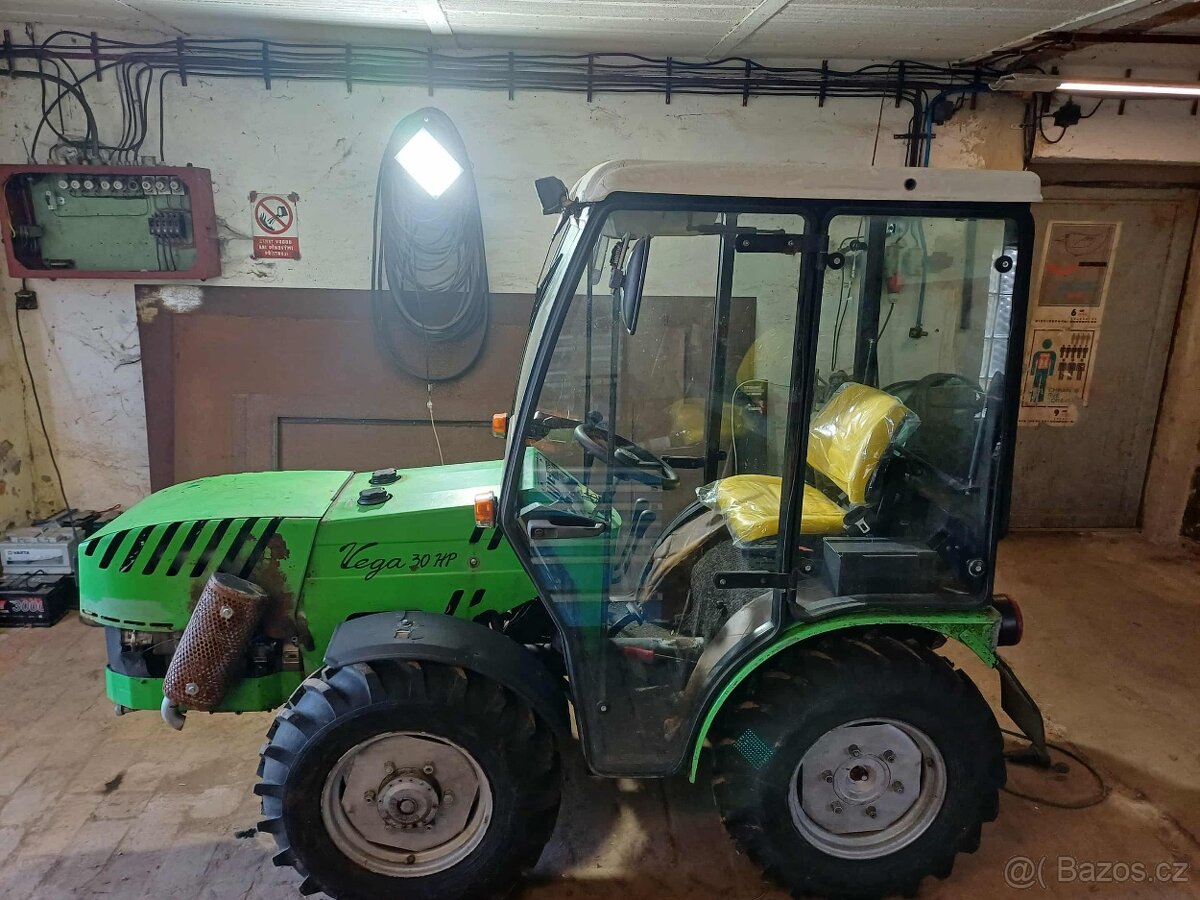 malotraktor Vega 30 HP