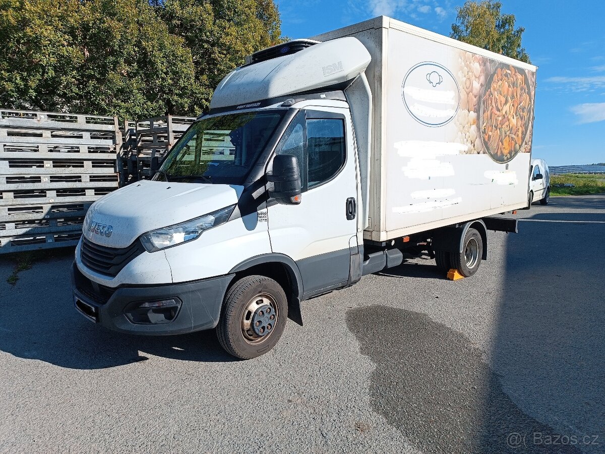 Iveco Daily 35C18 3,0D chladírenská skříň 2022 Osona