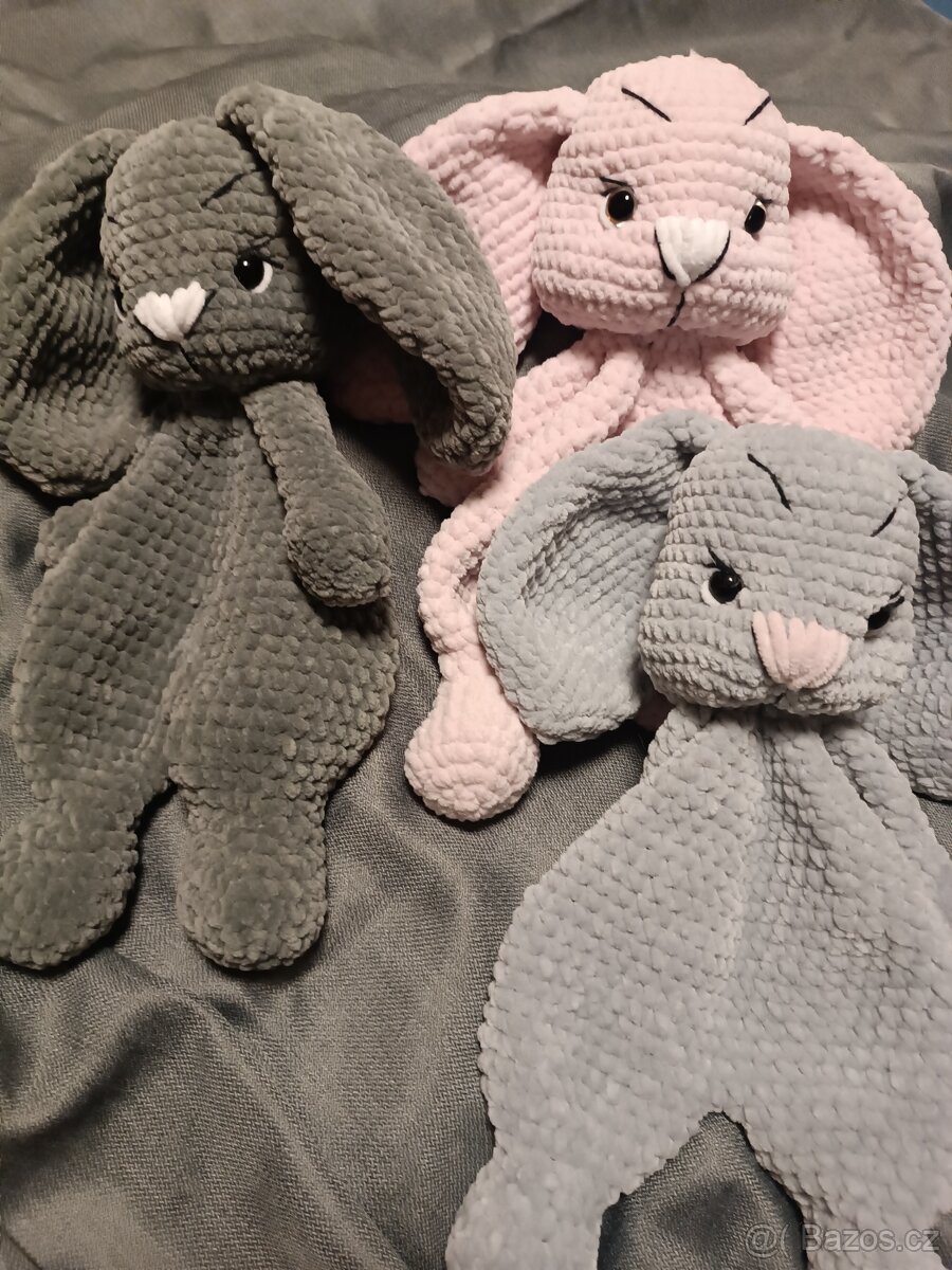 Háčkovaný králíček, muchláček , usínáček