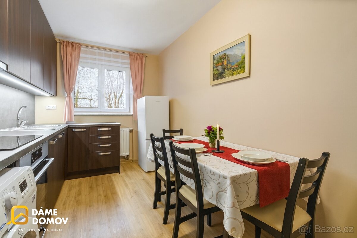 Pronájem byty 2+1, 80 m² - Zlín, ev.č. 14361