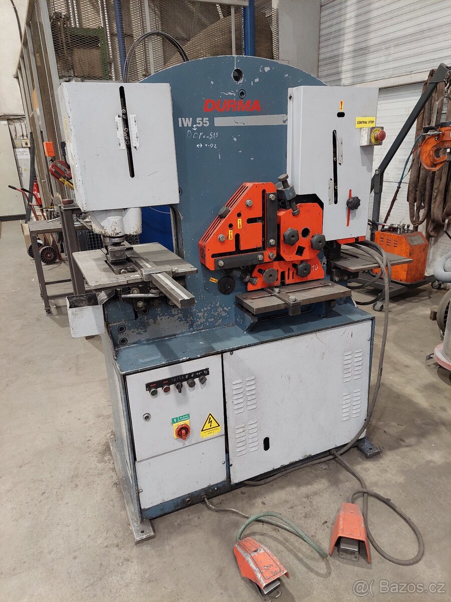 Děrovací stroj DURMA IW 55