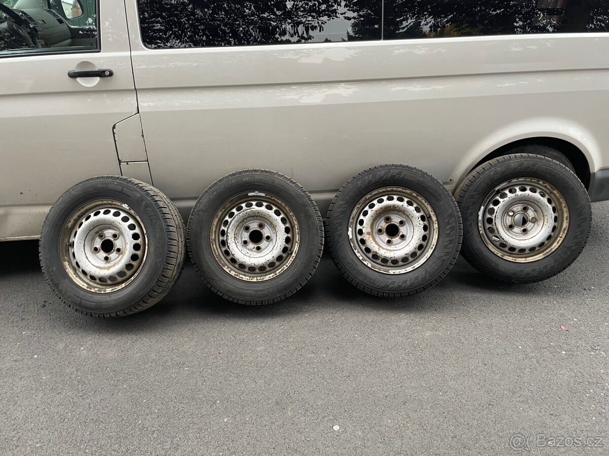 Pneu 215/65/16C - 5x120 - zimní + letní sada