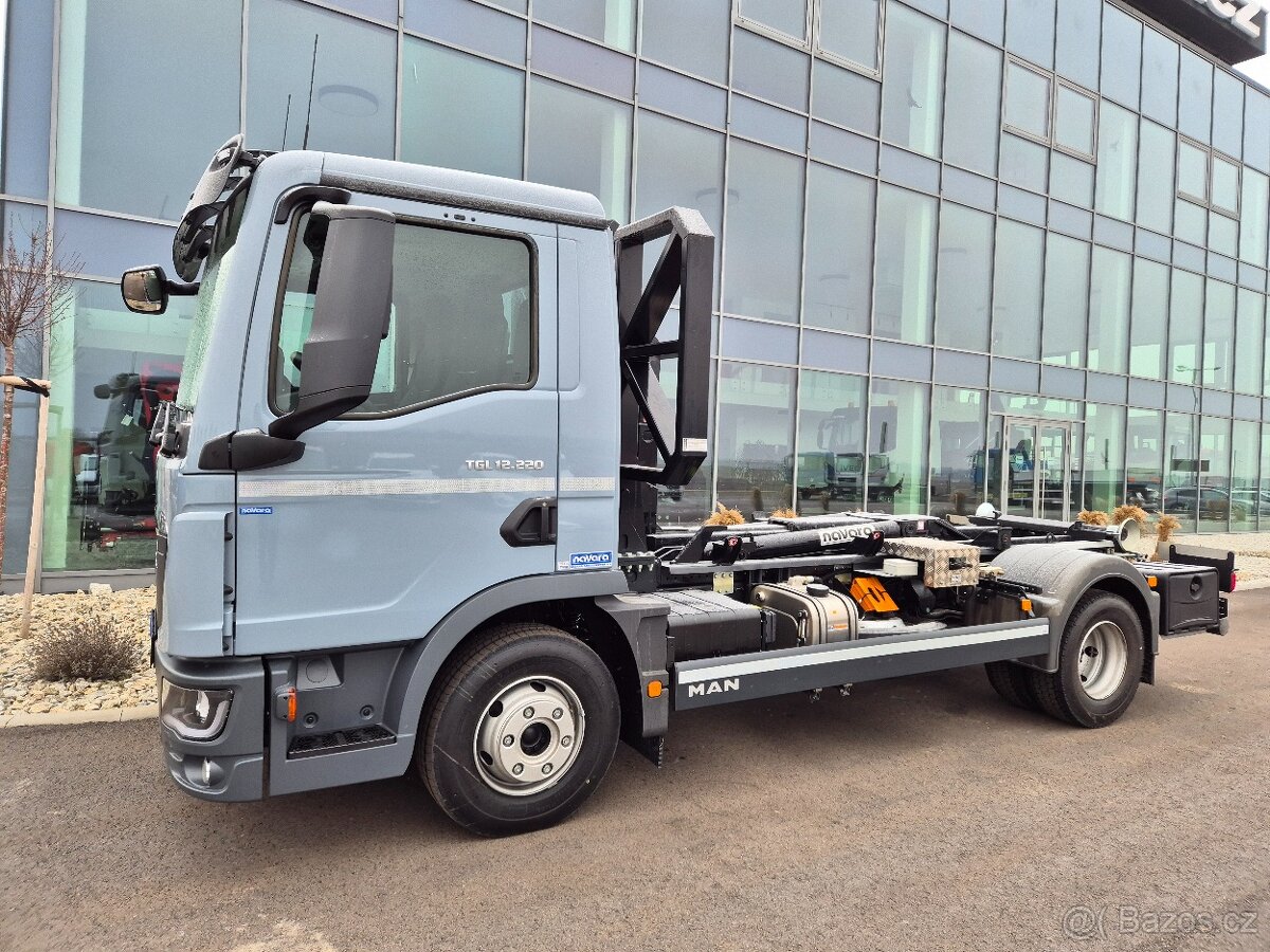 MANTRAKTOR MAN TGL 12.220 NOSIČ KONTEJNERU