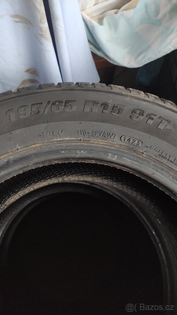 Pneumatiky Kumho R15