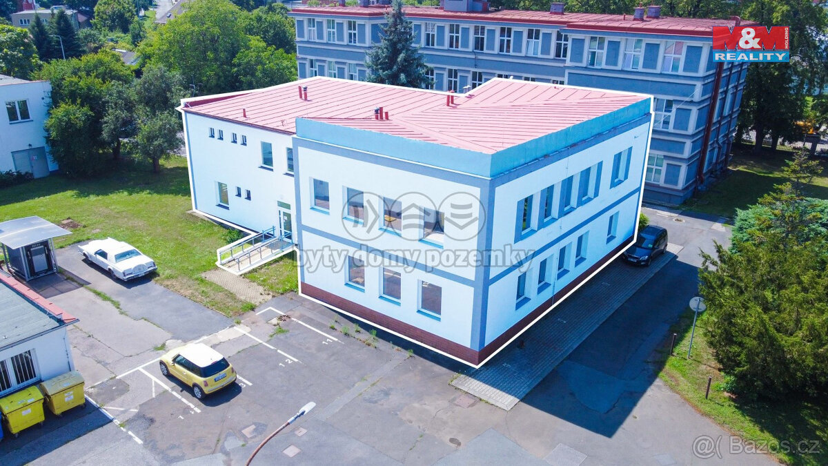 Pronájem kancelářského prostoru, 612 m², Praha 9