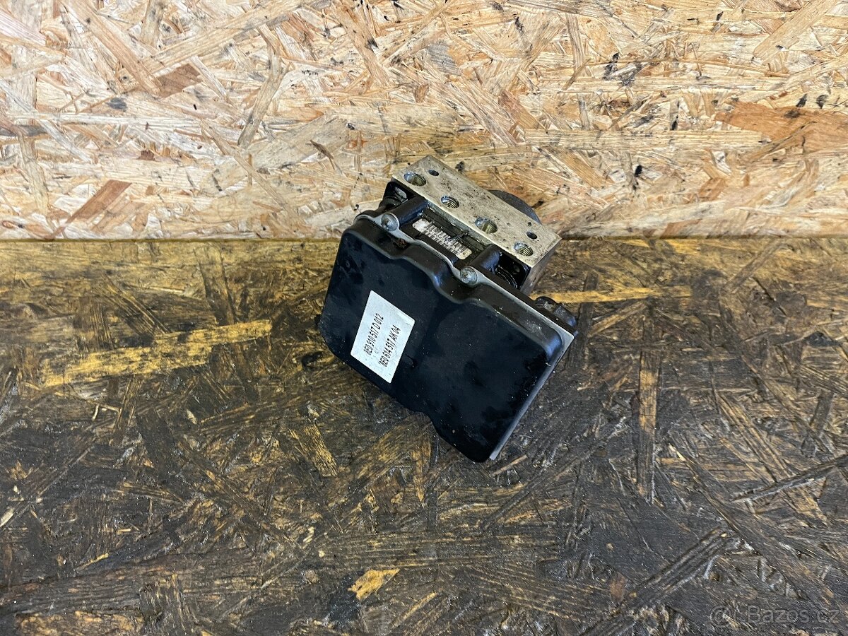 ŘÍDICÍ JEDNOTKA ABS A4 B7 8E0614517AK/ 8E0910517D