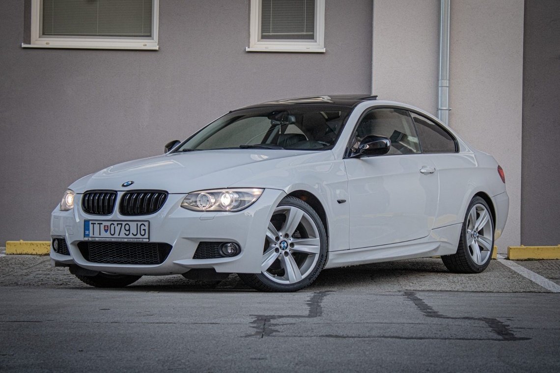 BMW Rad 3 Coupé E92 LCI 328iA 172KW A/T Alpinweiss