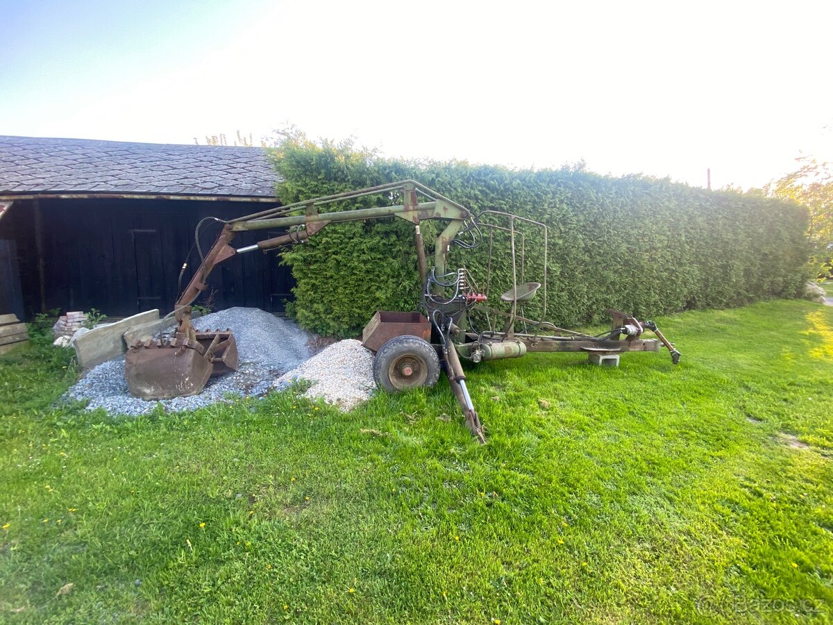 UNHZ 500 nakladač.