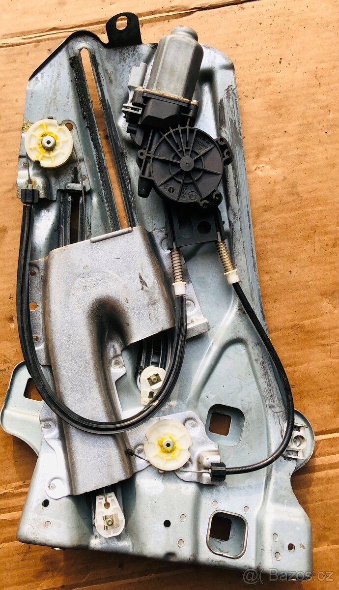 Stahovací mechanismus okna Peugeot 307 CC - pravé zadní