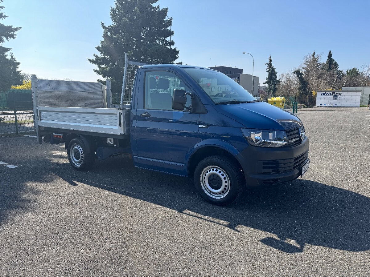 VW Transporter 2.0TSI 110kW I.majitel najeto 8300 km