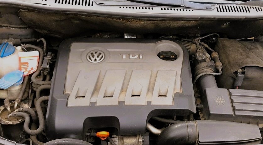 Motor CAYD 1.6TDI 75KW VW Caddy skrinovy vuz r.v. 2015