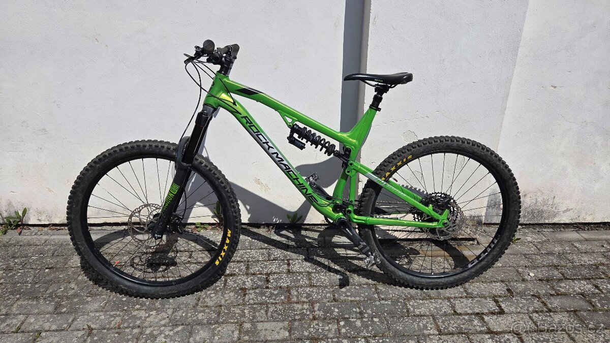 Prodám Rock Machine Blizzard 50-27 2020 XL