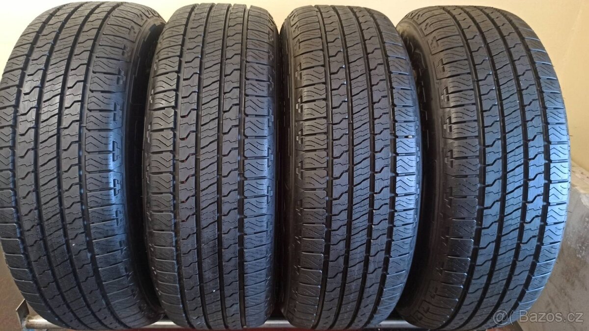 Goodyear 255/65 R18 111H 8mm