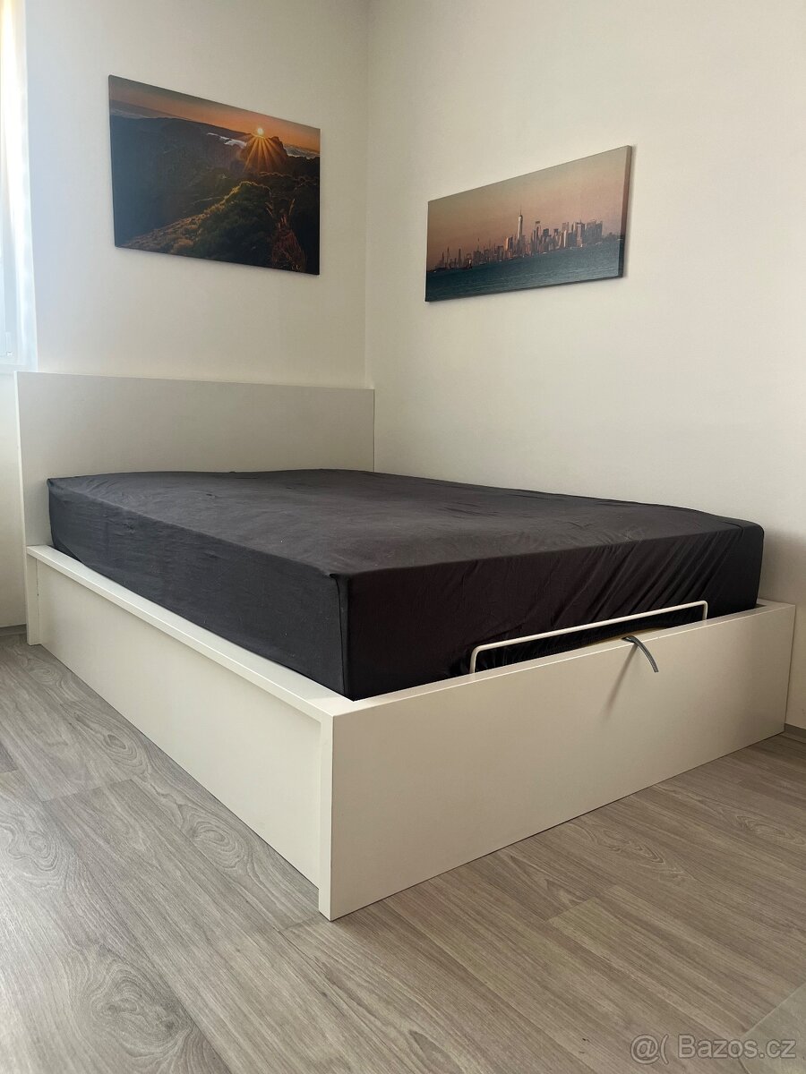 Postel s úložným prostorem 14x200