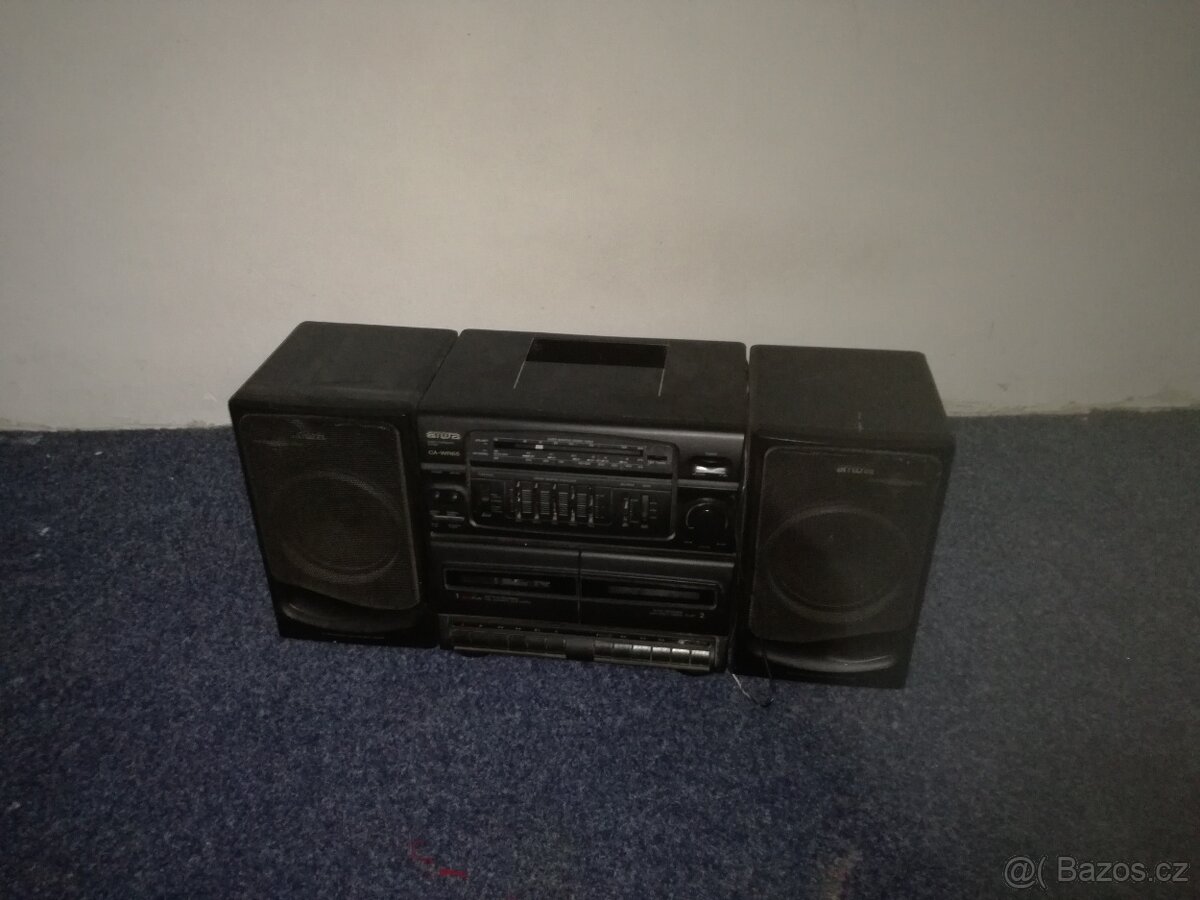 AIWA dvoukazetový radiomagnetofon Magic CENA 200,KČ.