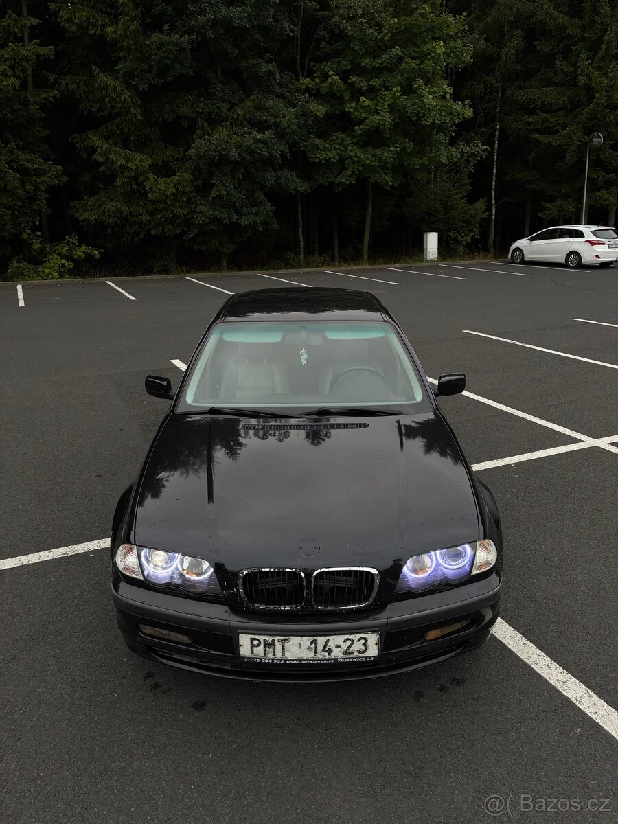 BMW E46 320i