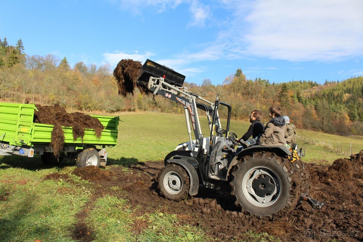 Prodám traktor Lamborghini 55 včetně a hned