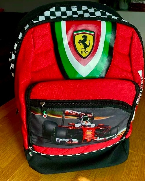 Nový školní batoh Ferrari PC 2500 Kč
