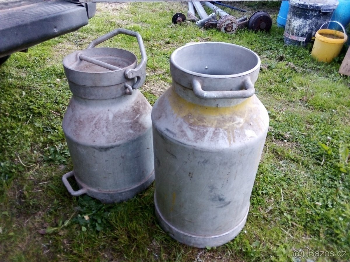 retro konve na mléko, lodna