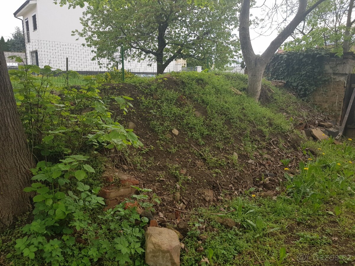 Zemina, hlína, půda zdarma za dovoz