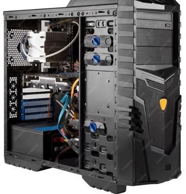 Herní PC. Intel Core i7-6700K Geforce gtx 1070 8GB 16GB RAM