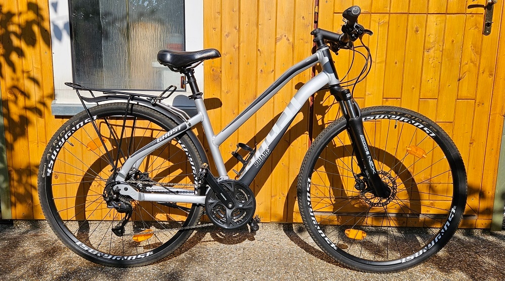 Dámské kolo GHOST Square Cross