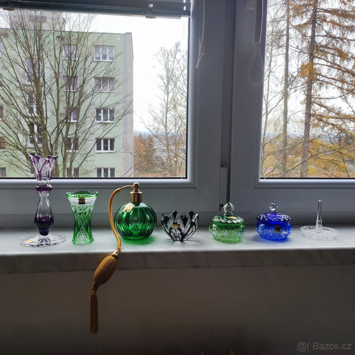 barevný křištál menší kousky