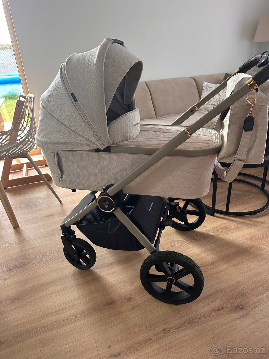 Kočárek Venicci Tinum Upline 2v1