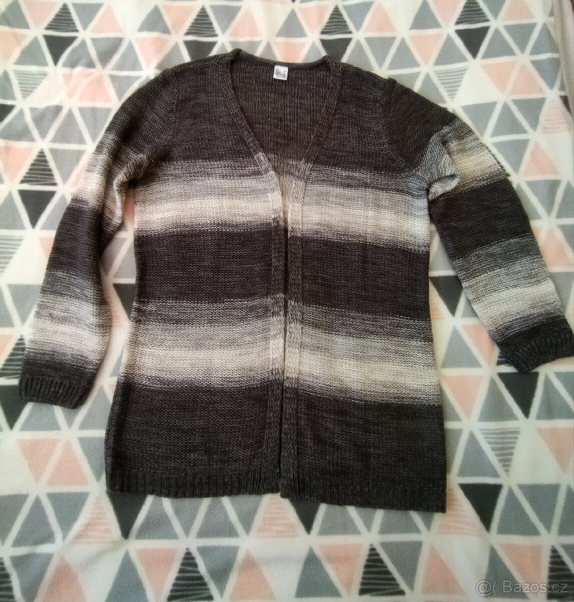 Dámský svetřík vel.40