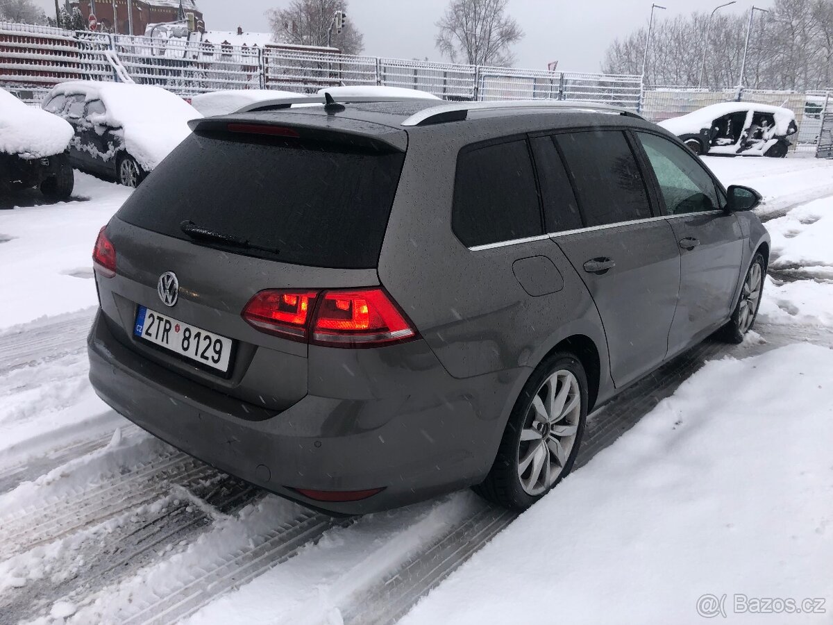 VW Golf VIII combi 1.6TDI HIGHLINE  DSG  NAVI  KAMERA