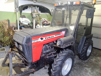 Traktor, malotraktor Yukon Wisconsin