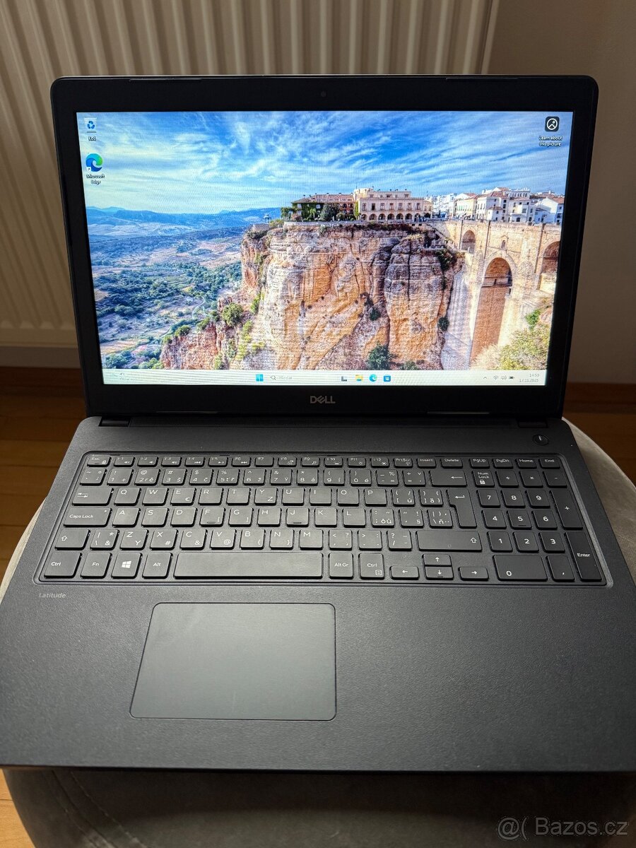 P: Dell Latitude 3580 i5/4GB/128GB