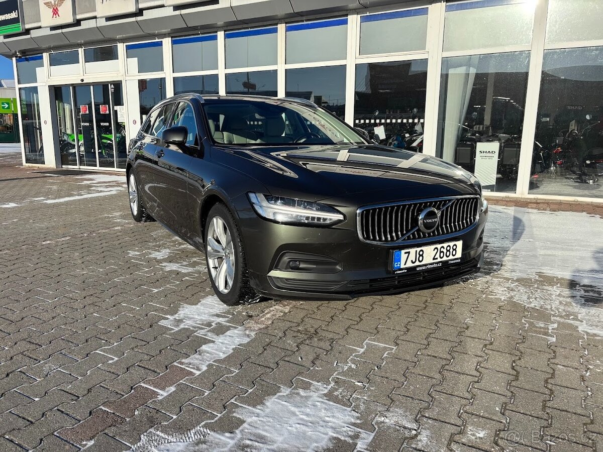 Volvo V90 2021 Momentum Pro DPH