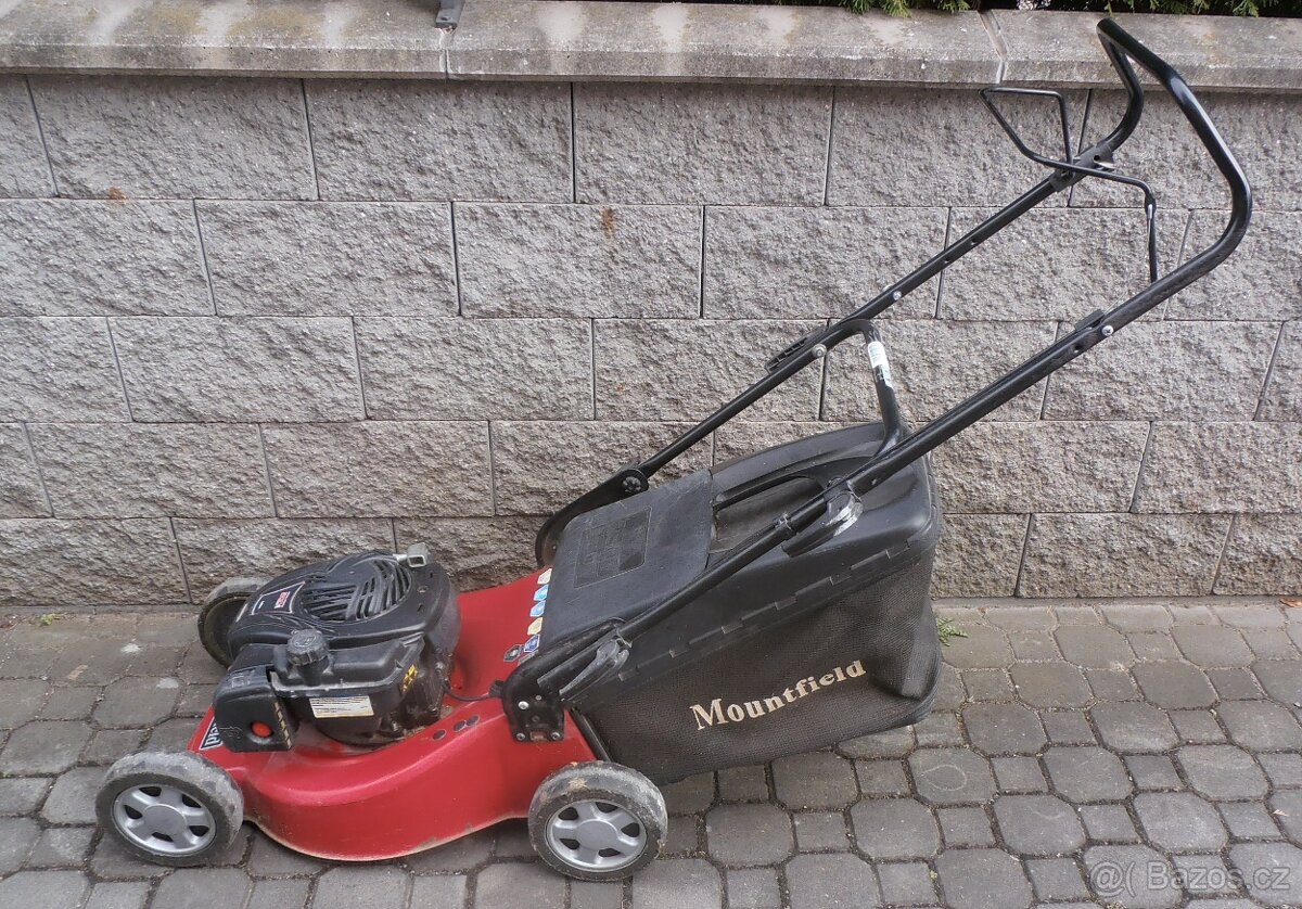 sekačkana trávu Mountfield