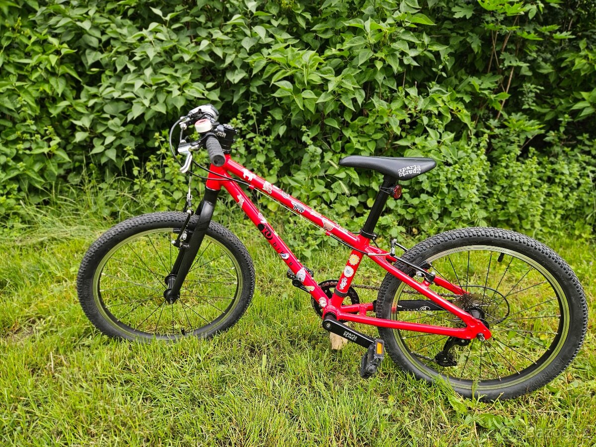 KUBIKES - dětské kolo 20L červená