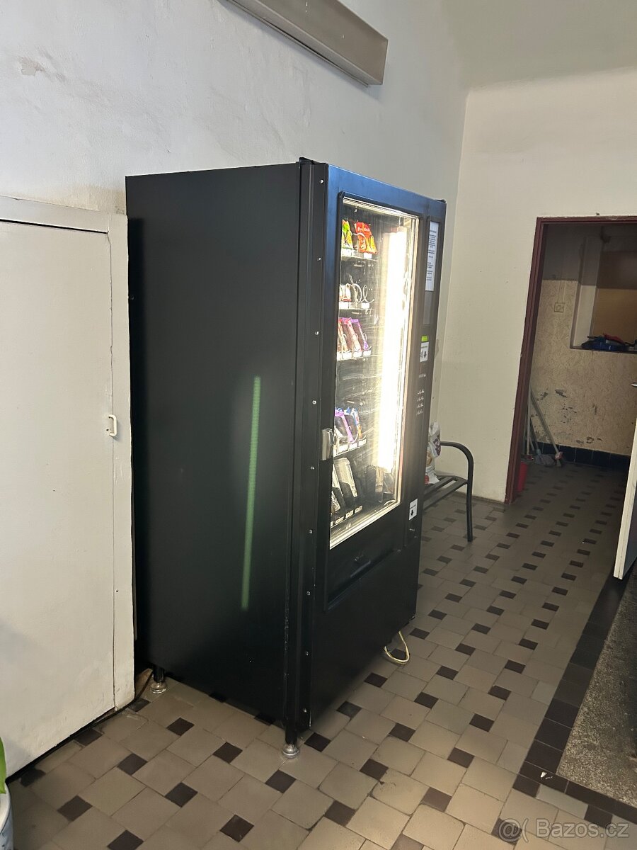 PRODEJNÍ AUTOMAT NECTA VENDING