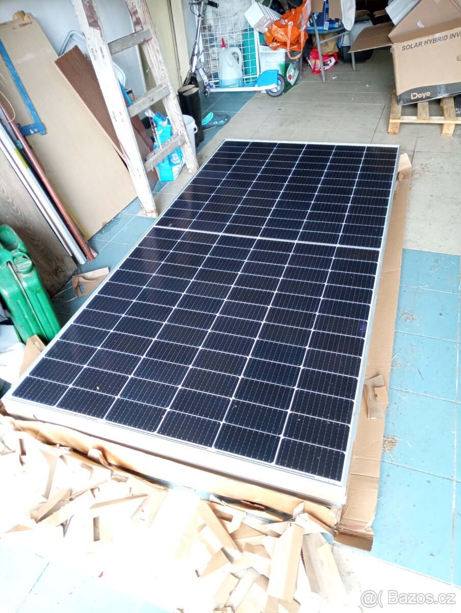 Fve panely Jinko Solar Tiger Pro 72HC 550wp