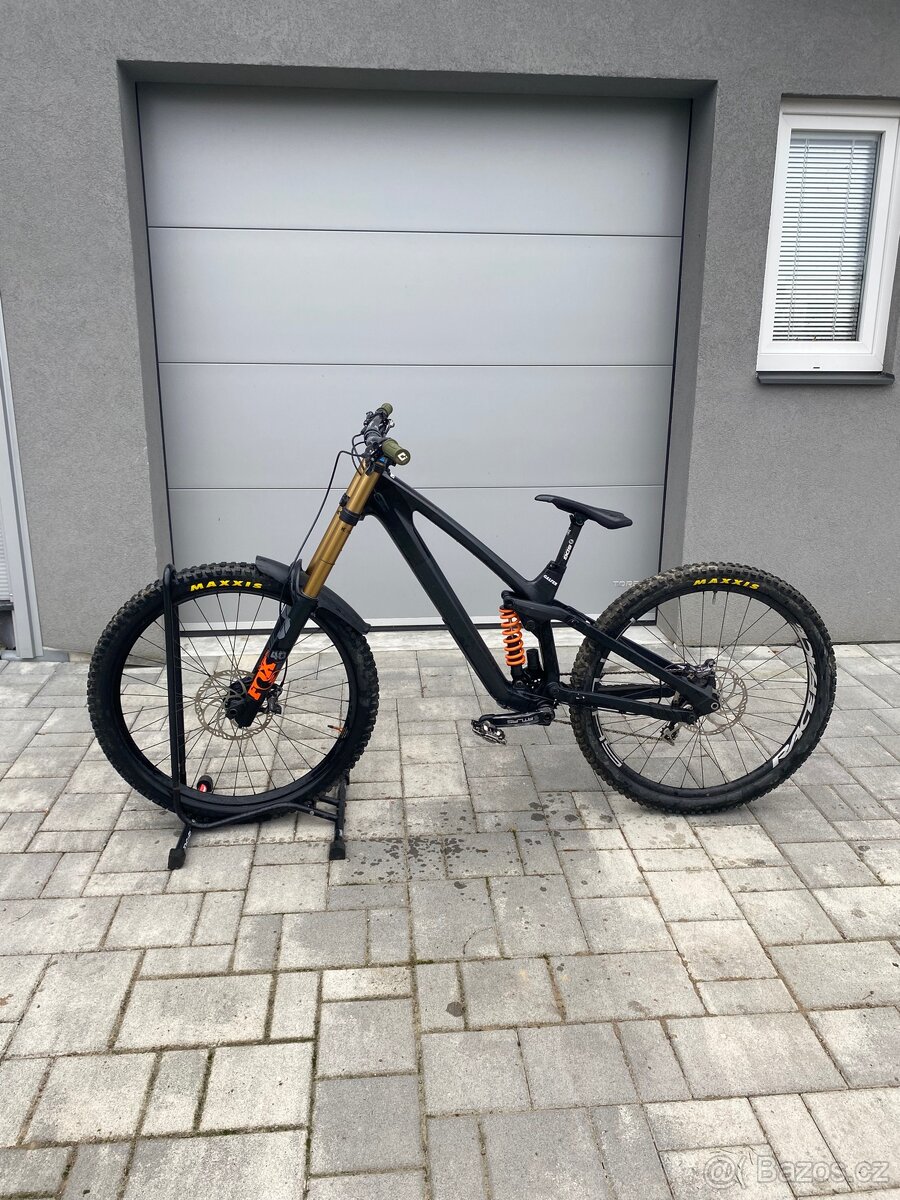 Sjezdové kolo cube two 15hpc slt