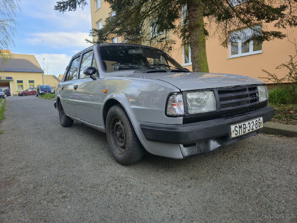 Skoda 105