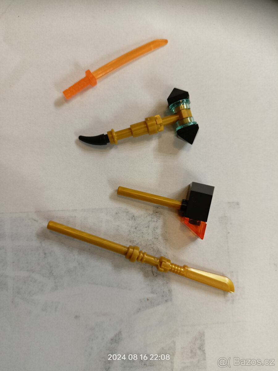 LEGO® originálni zbraně k figurkám
