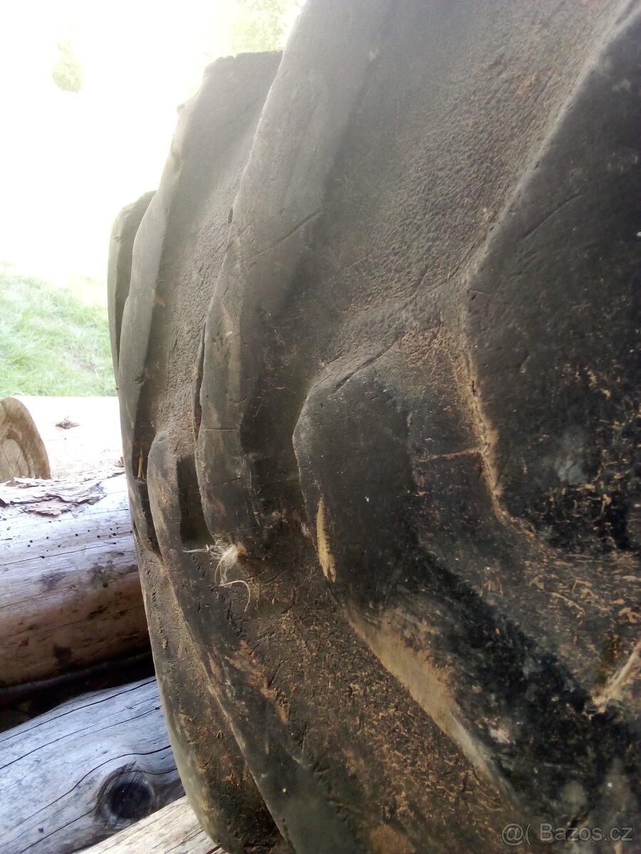 Pneu 480/80-26