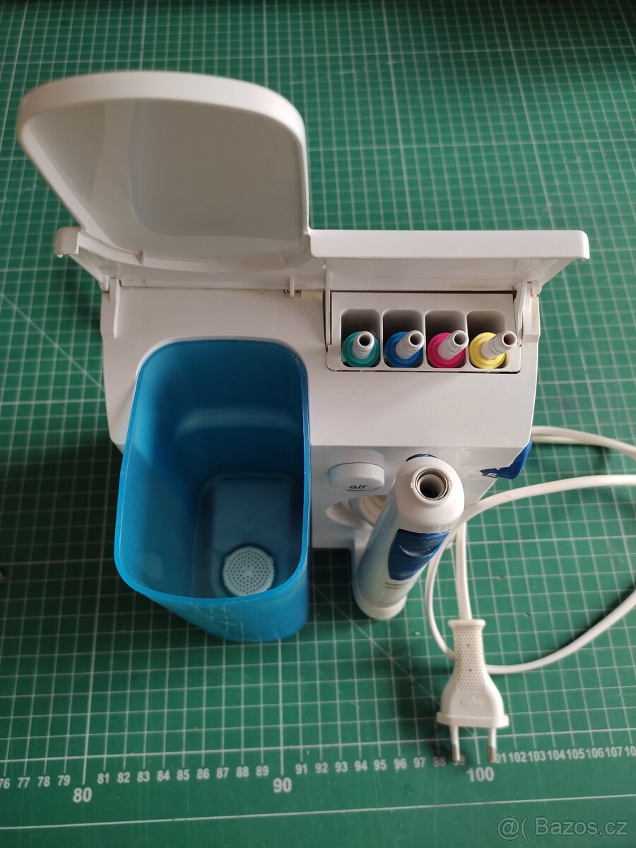 Zubní sprcha Oral Oxyjet