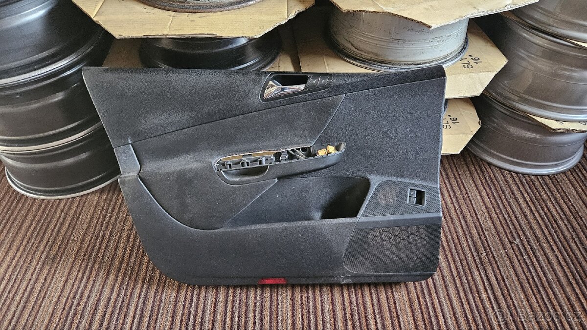 Tapecierung řidiče Passat b6