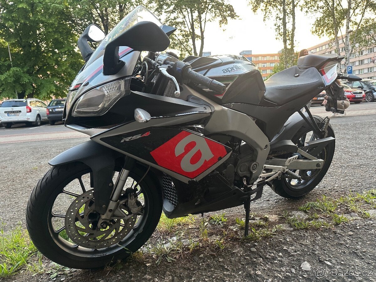 Aprilia rs4 125