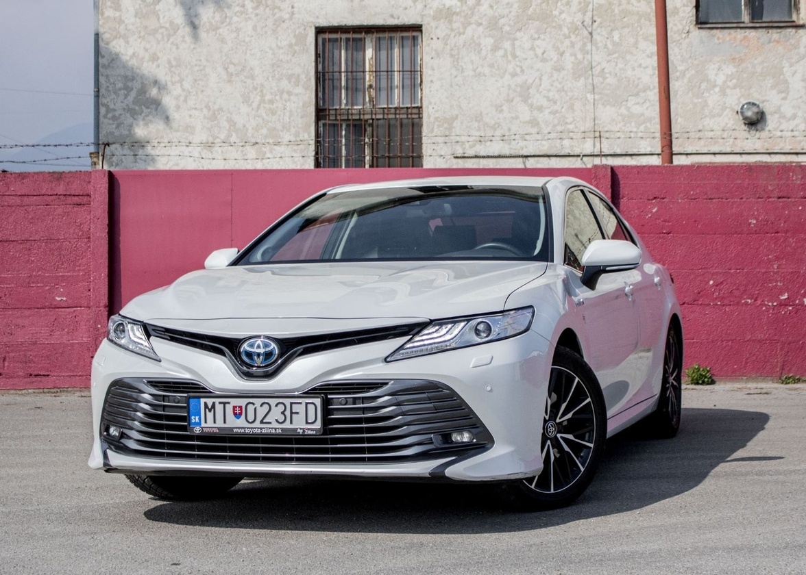 Toyota Camry NG19, TNGA HEV - 1 CVT EXECUTIVE 2,5 Hybrid (13