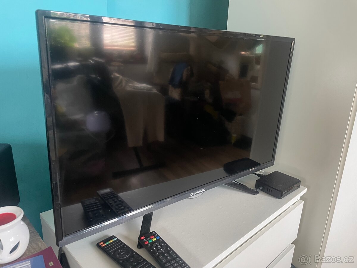 Led televize Changhong s úhlopříčkou 32"- 80 cm