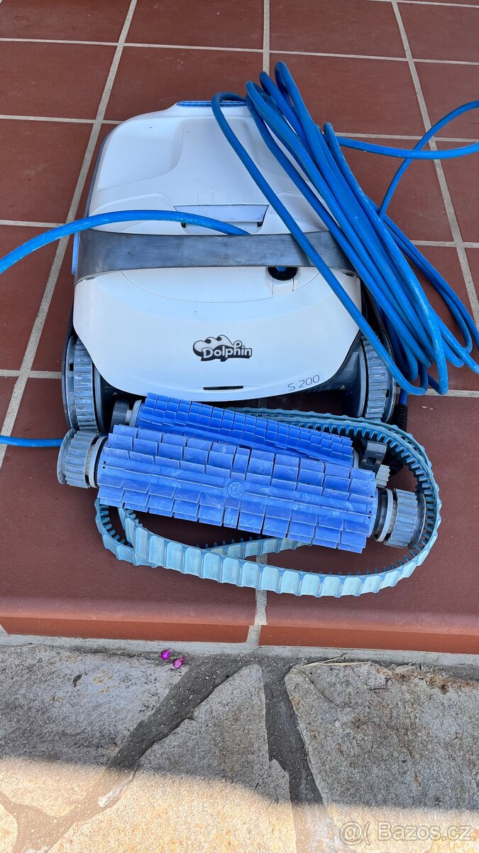 Dolphin s 200 na díly